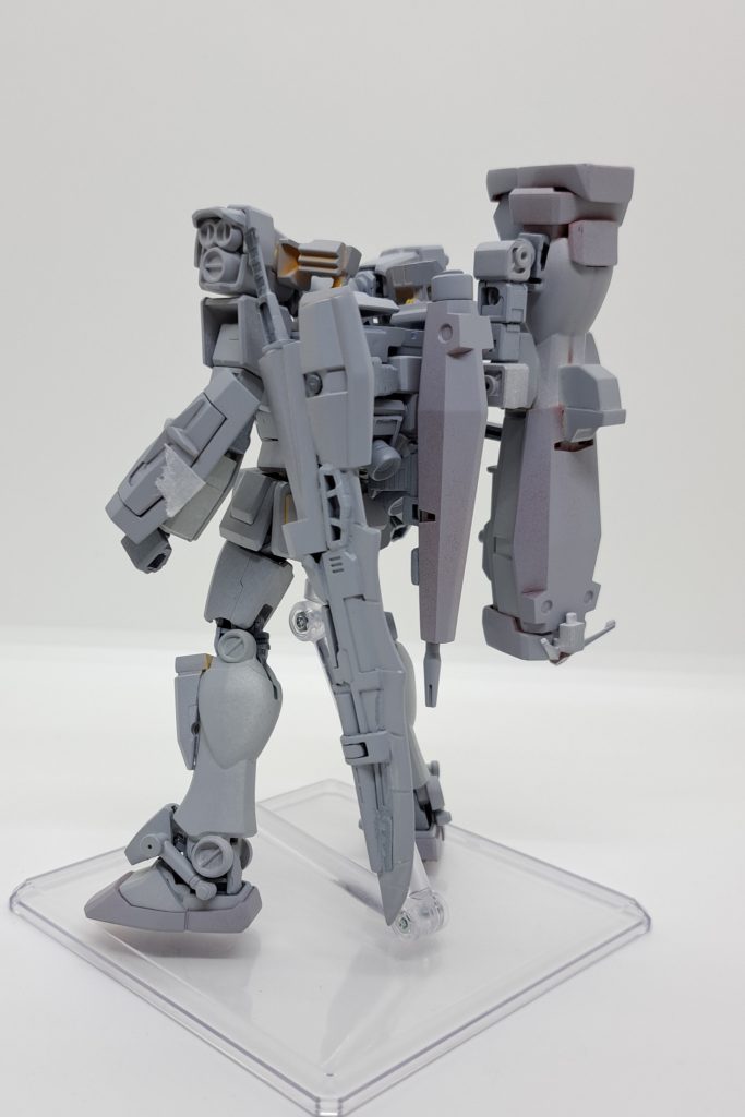 後ろも関節パーツを利用してマウントできるようにしてあります。