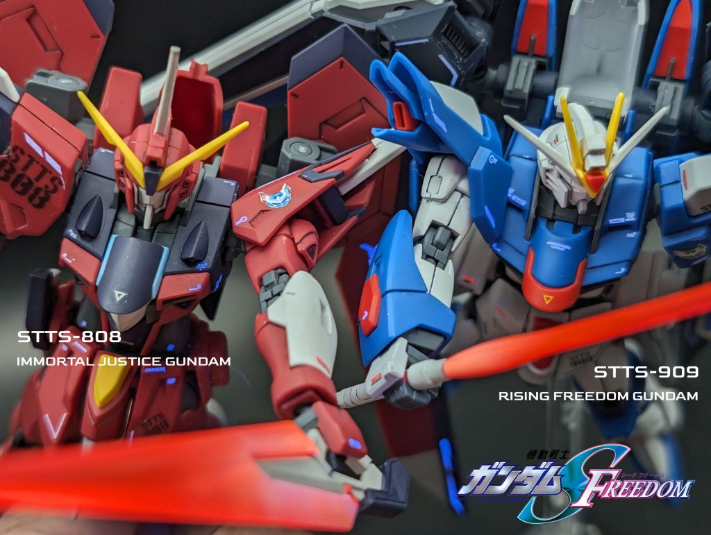 映画のシーンを再現したかったのですが互いのウイングが干渉して思ったような構図になりませんでした・・・