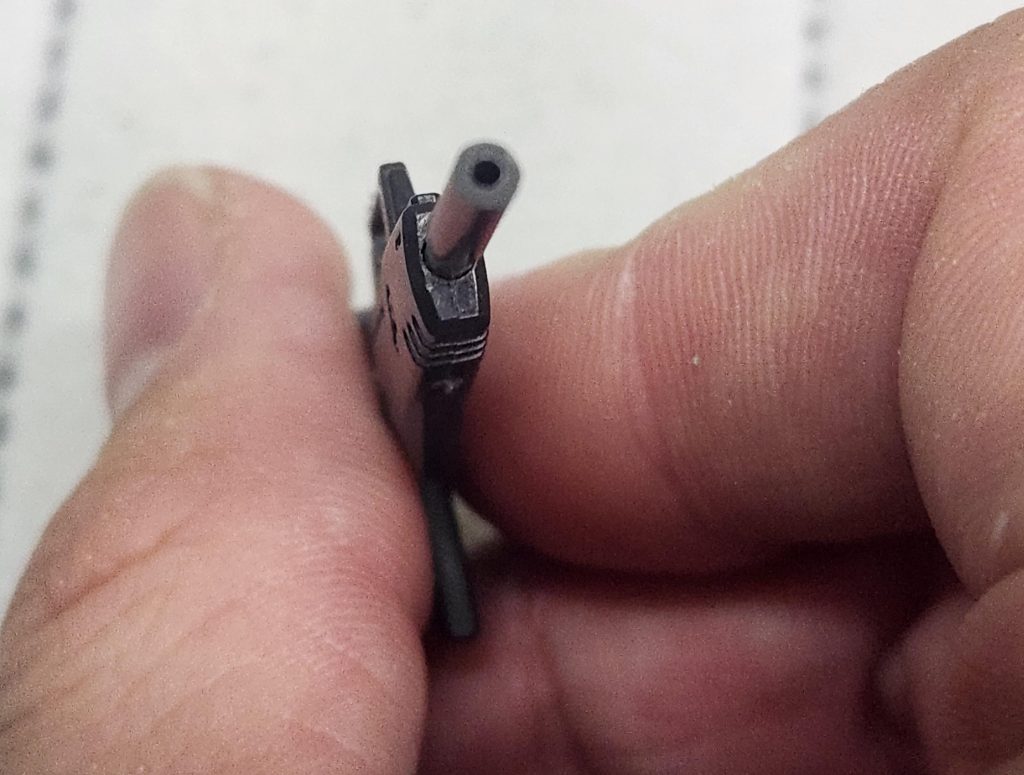 マズル部分もドリルビットで開口しました！