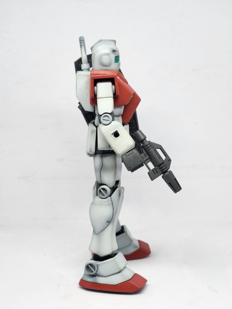 横。既存モールドのみでこの渋みとかっこ良さ。好きです。モブ機体でありながらこの圧倒的存在感がたまりません。