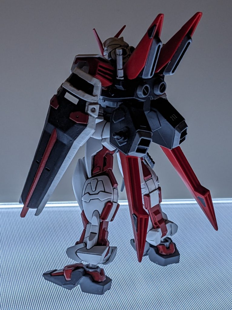 近くで見ると粗が目立つので拡大禁止。