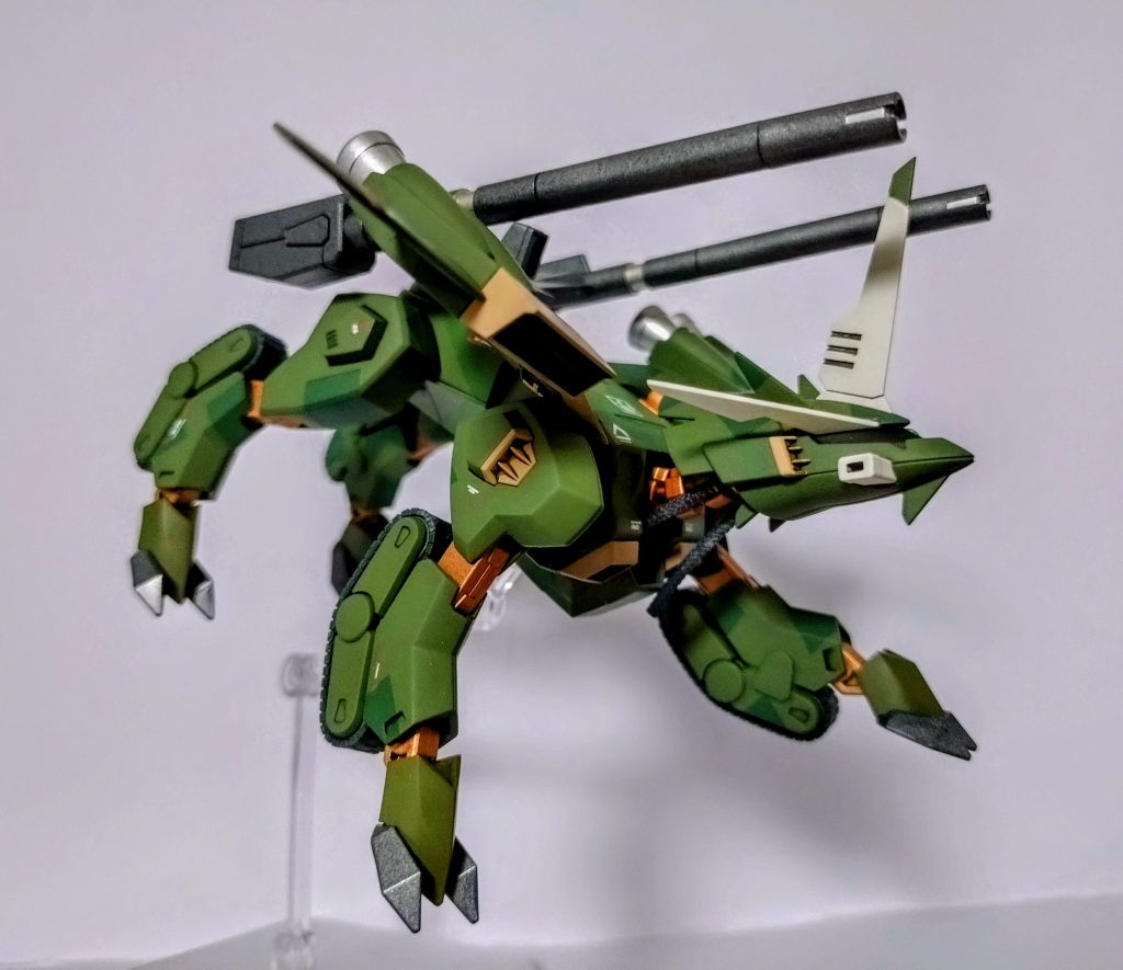 昔から作りたかった機体なので満足です😀かっこ可愛い…w