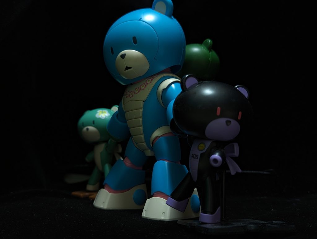 ねぇねぇあっちいこうよー！