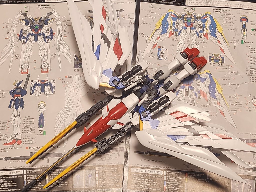 広げるとウイングガンダムの様でまた違ったネオバードモードです。