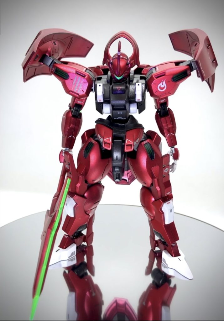 バンダイ主催コンペだったのでハンドパーツなど他社製使えず。一緒に用意して塗装しておけば良かったと後悔。