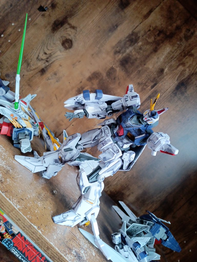 クスィーガンダムのビームサーベルを逆に利用して勝利したというシーンですッ!!