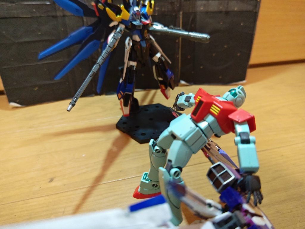 ジム「うわぁぁぁぁぁぁぁぁ!」G.F.02.B.F.に斬られるジム!