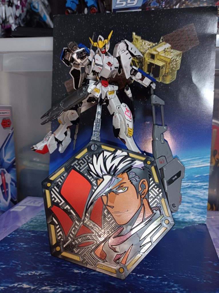 腕部機関砲でパシャリ