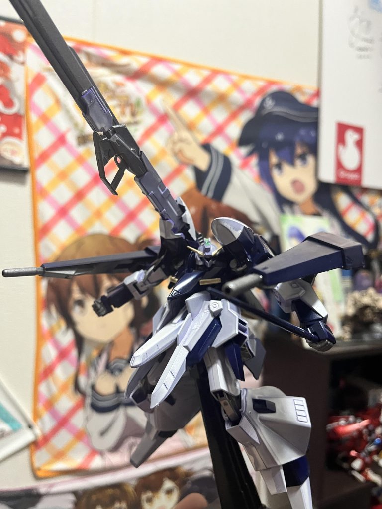 ↑塗装直後色ムラや塗り分けミス等色々やらかしてしまい写真を暗くして誤魔化してましたが、不器用歴36年は所詮こんなもんです。でもまぁ缶スプレーの重ね塗りで予定の色に塗れたからオッケーです。