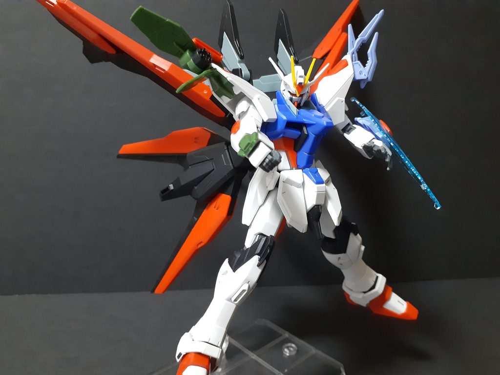 スタン武器だけど拳より前に出ないと当てにくそう