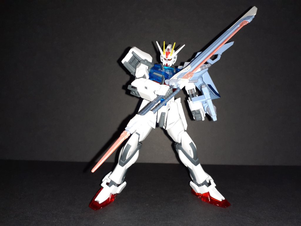 コレクションシリーズのソードストライカーも使える。当時下手なりにガンダムマーカーで塗った