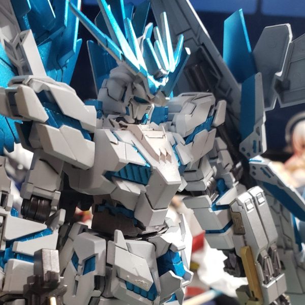 初投稿です！少し前に塗装したバンシィノルンになります！