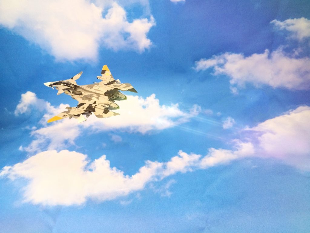 うっすら飛行エフェクトしてみた。