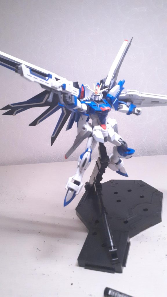 HG ライジングフリーダムガンダム–3枚目/制作者：ただのアーシアン