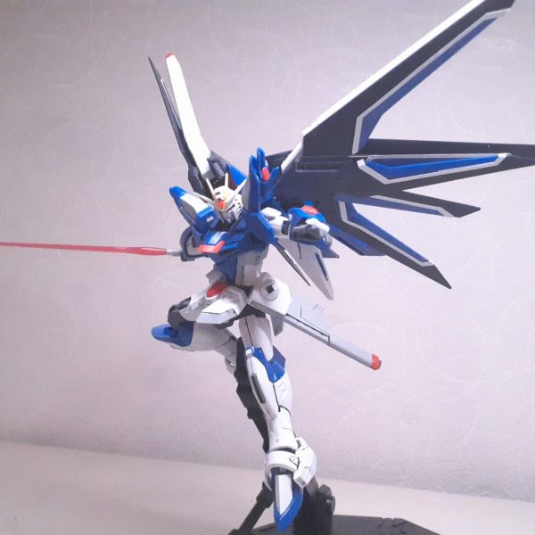 HG ライジングフリーダムガンダム