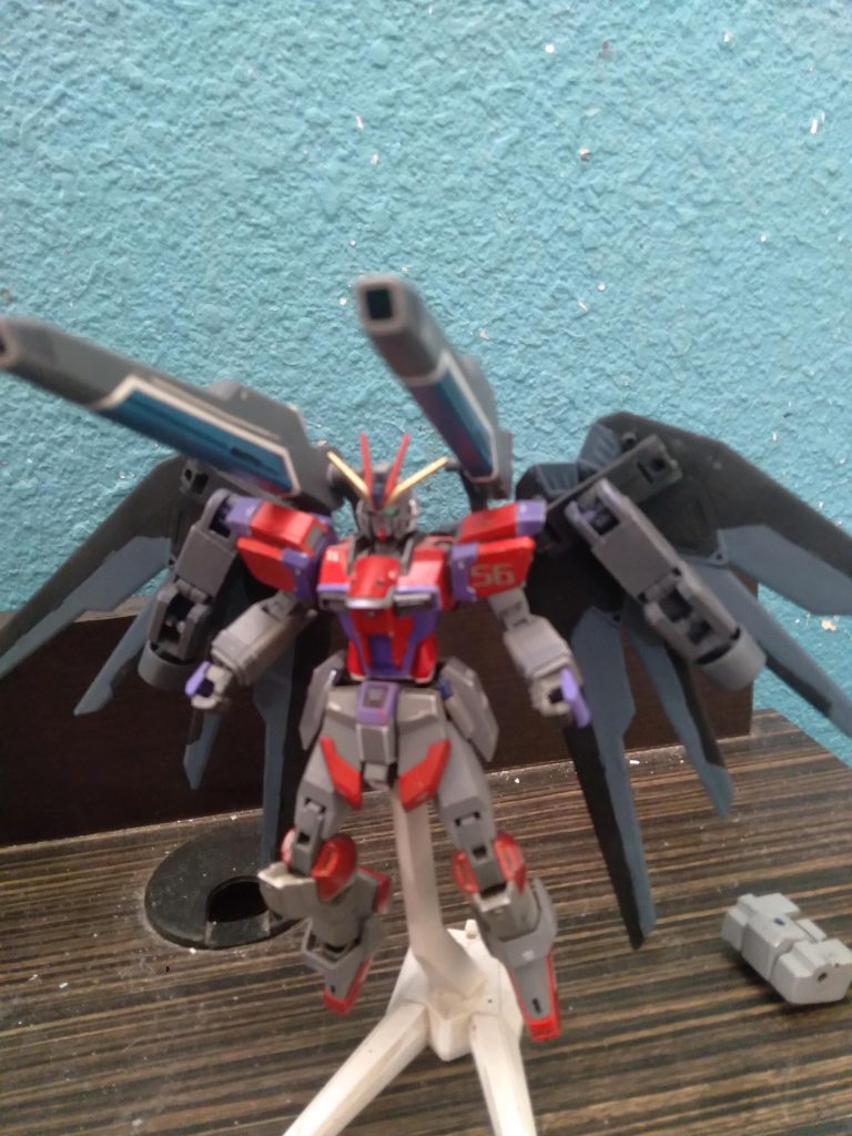 It uses the custom hgce freedom wings and plasma convergence beam cannons along with some 30MM boosters