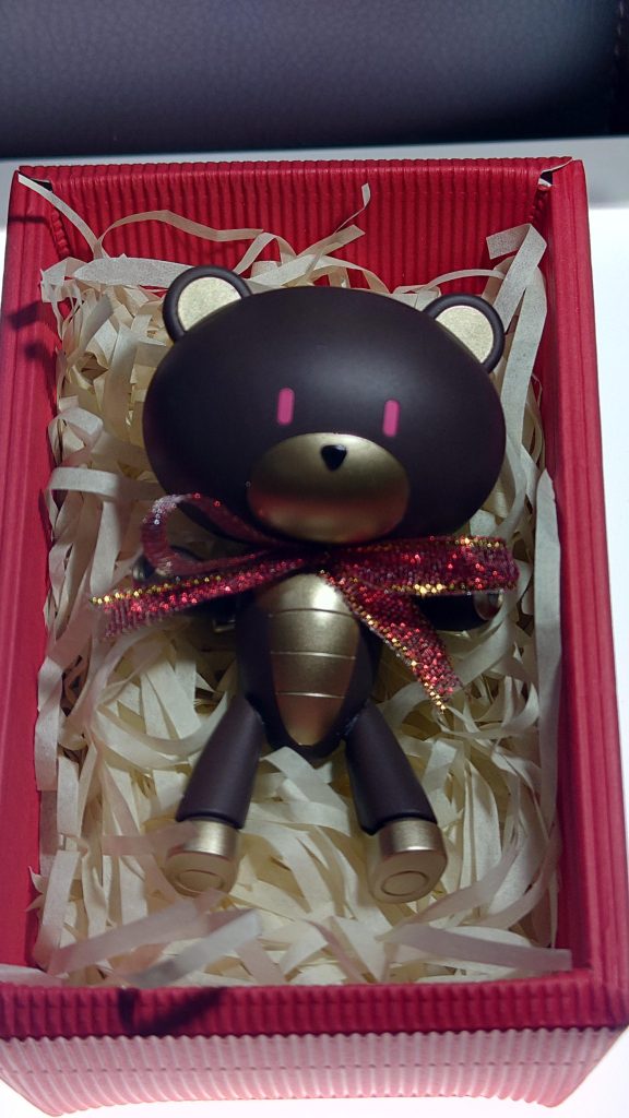 キャンドゥと言うジオラマ専門店で買った箱です(笑)寝るとピッタリサイズ!