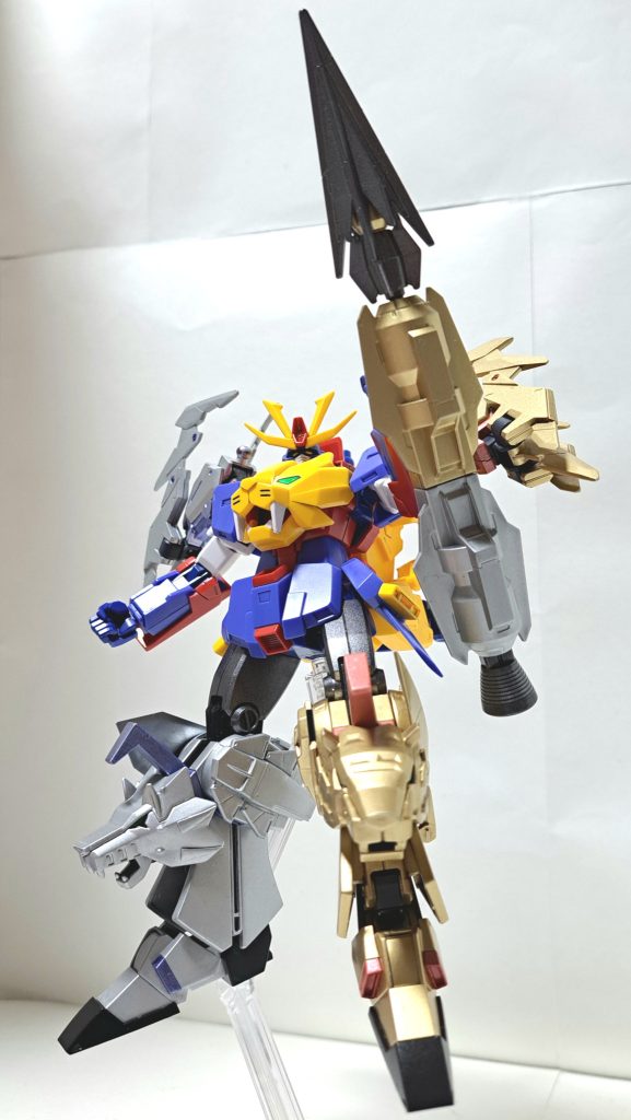 ガンダムトライオン3ウルフ&タイガー ガンダムトライオン3とスノウトライガーとフォレストライガーが合体した形態。トライガー参と同様に、トライギガドリルとトライギガガトリングを使用可能。