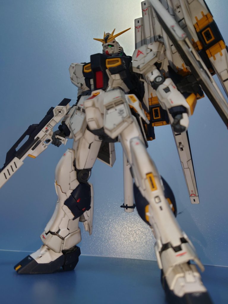 写真撮影の技術がなくてゴメンなさい。ふくらはぎの赤をワンポイントで入れました。