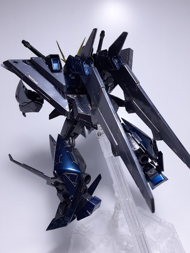 クスィーガンダム–3枚目/制作者:孤独のプラモ