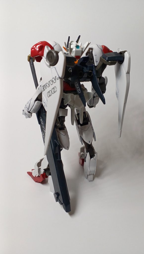 バックショットバックパックには型式番号、バエルのバックパックをモチーフにしています。