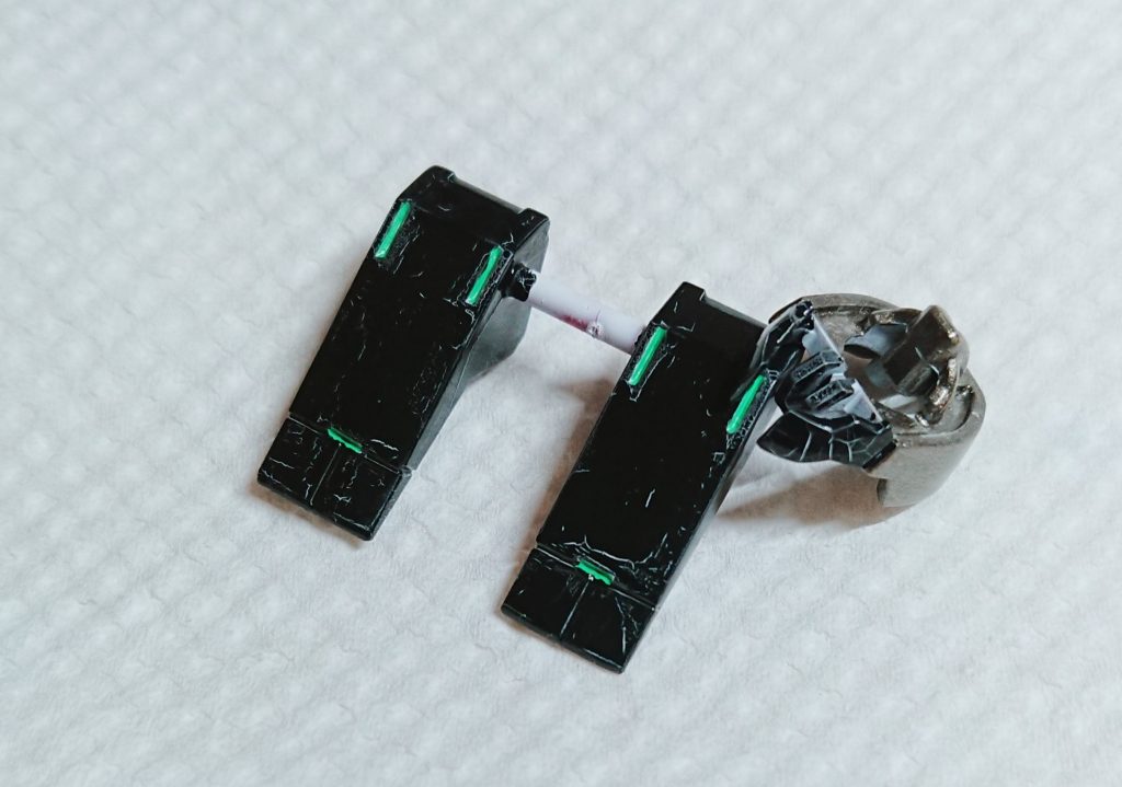 まだまだ割れます。次々とやられてしまいました