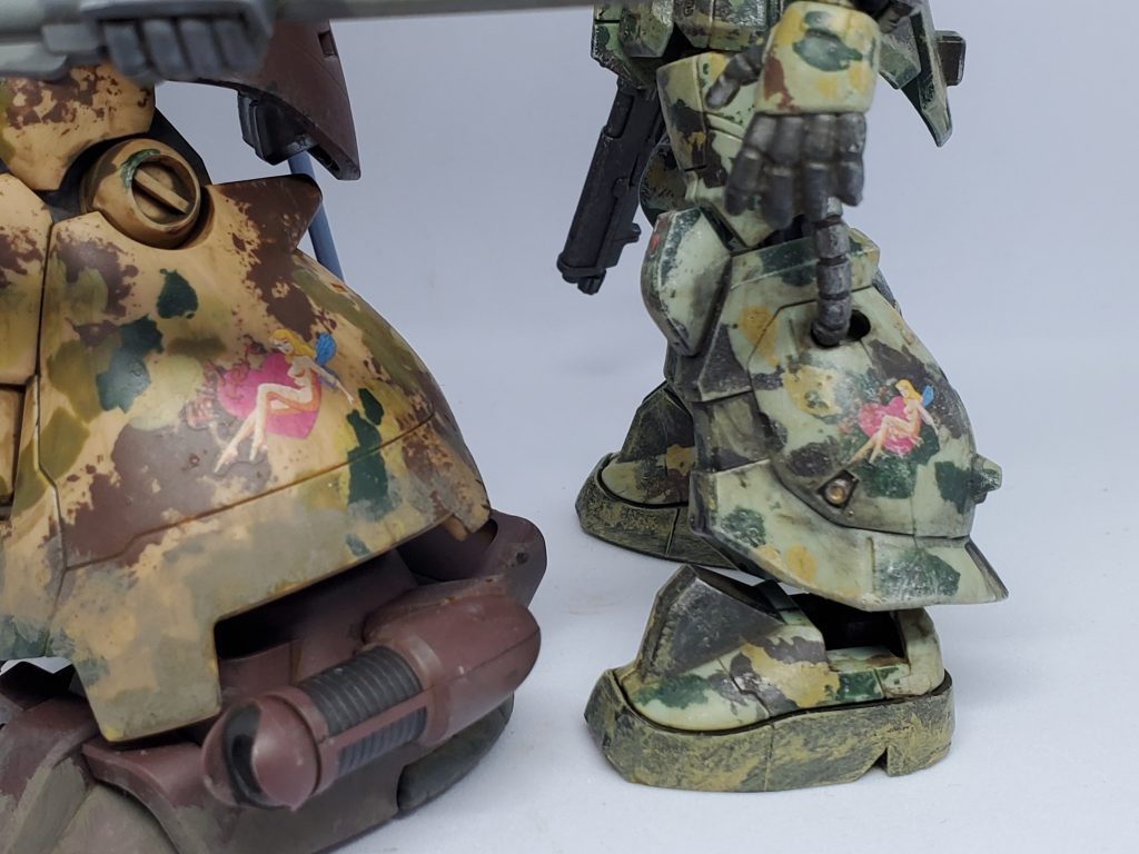 ふくらはぎの部隊マークはお揃い？です。