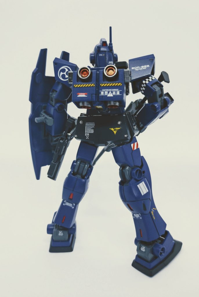 ・完成後背面旧スナイパーカスタムのバックパックは大きすぎたので1度切離して幅詰めしました