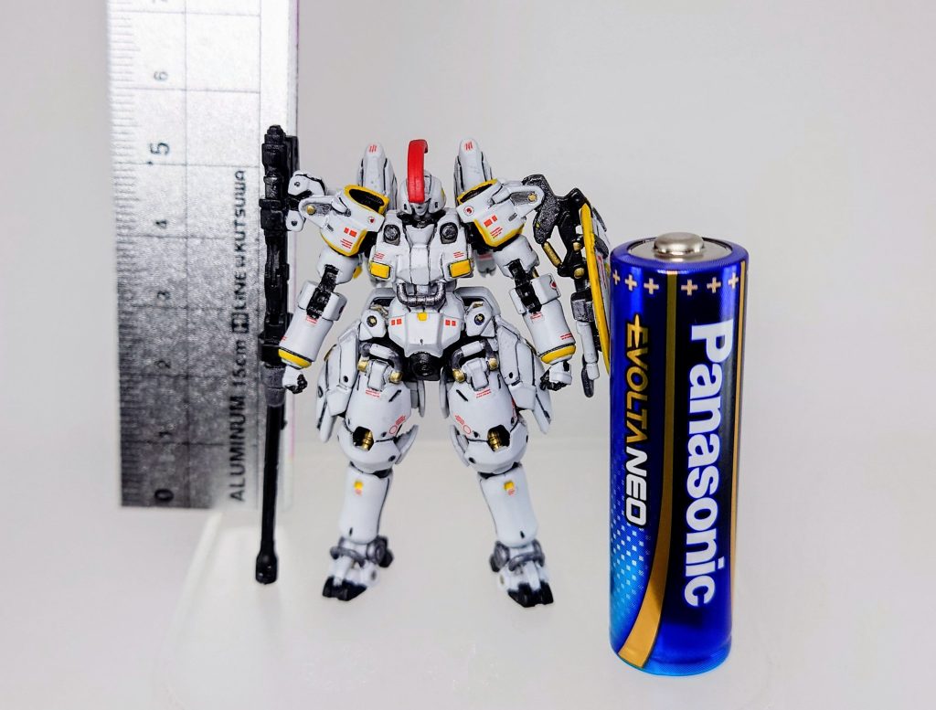 以上、ガンダムアーティファクト4thトールギスでした。やはり、写真でズームにすると塗りムラが多いですが、次は1番楽しみだった高機動型ザクⅡに行きたいと思いますので、もっと丁寧に仕上げたいですね。最後まで見て頂き、ありがとうございました🙇。