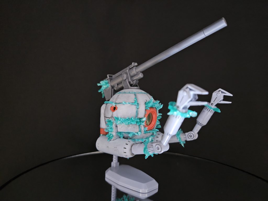 モールドを中心にとがらせたランナーを植えていきました。