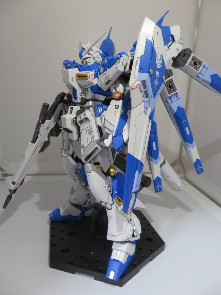 RG Hi-νガンダム–3枚目/制作者:らり~