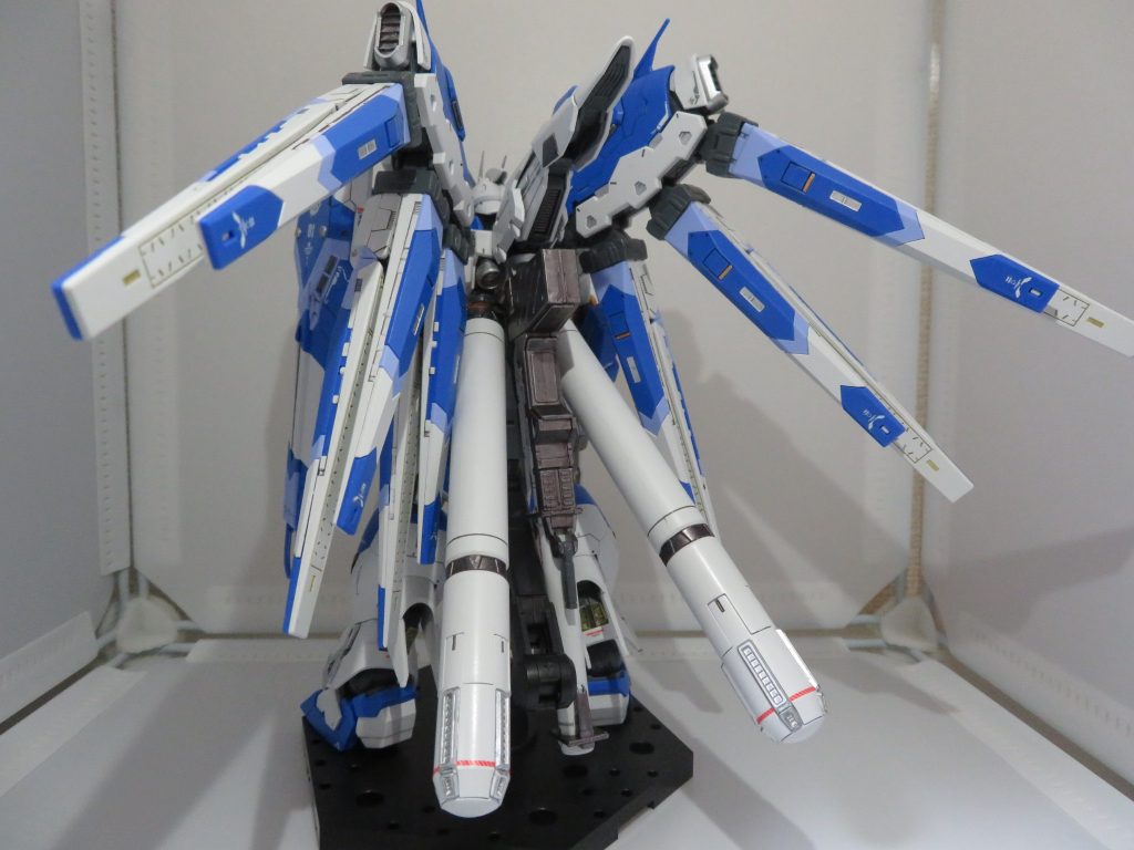 RG Hi-νガンダム–4枚目/制作者:らり~