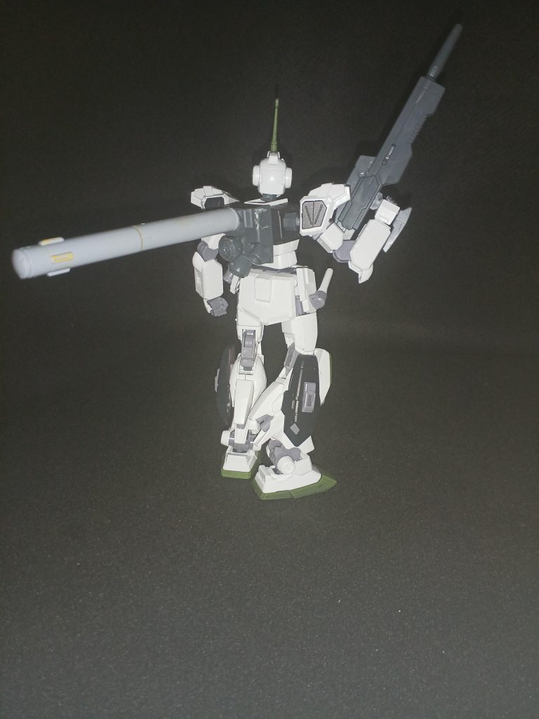 もう少し詳しく。高機動性を取り入れたカスタマイズで、重力下戦でも宇宙でもそのまま使えるオールマイティーな機体です✨