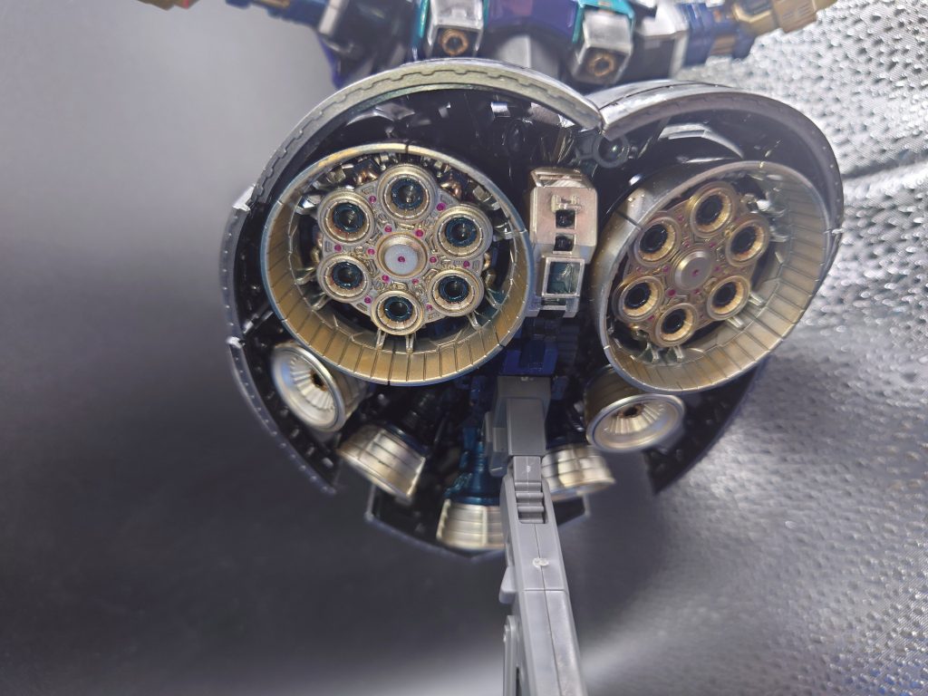 RG ジオング　フル塗装–4枚目/制作者：nezumi