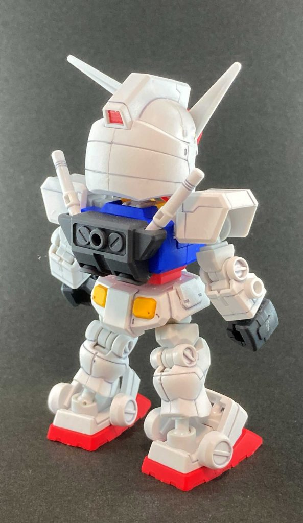 初めてつや消しトップコートに挑戦し、素組とはまた違った魅力があるなぁと感動してました。