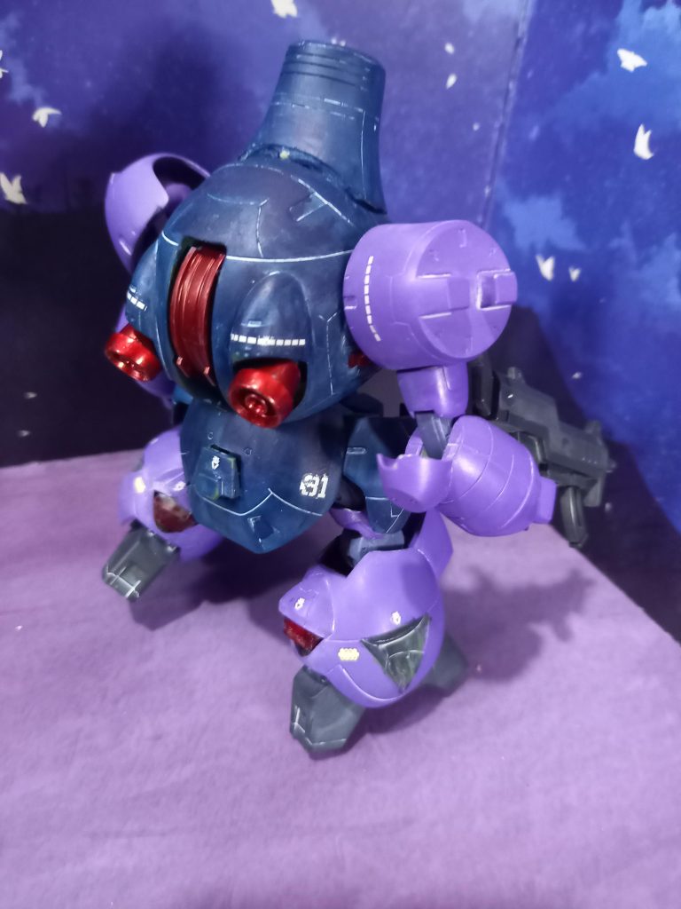 バーニアにガンダムマーカーメタリックレッドです。