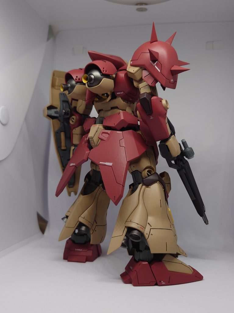 バックショットです。写真では見えにくいですがシ一ルド裏もディテ一ル追加してます。