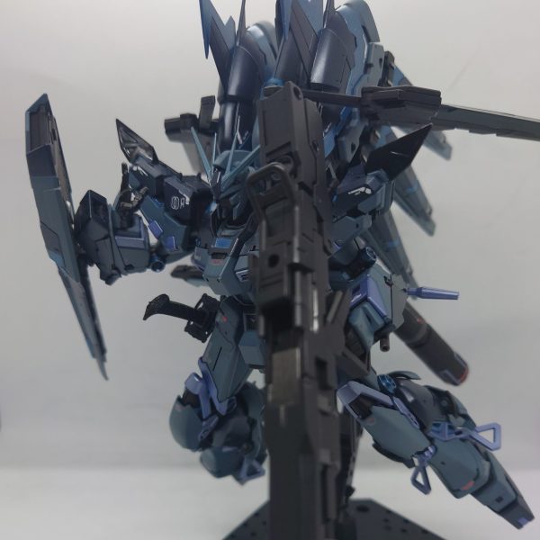 Hi-ν・ノワール