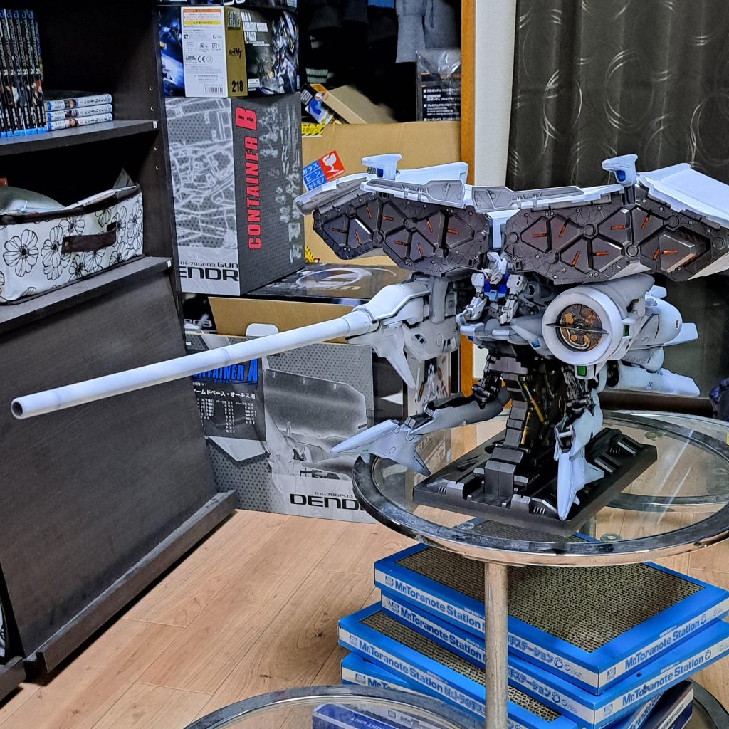 デカ過ぎで写真撮るのも一苦労www