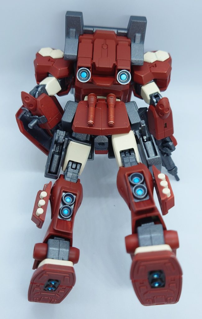 メタリックブルーに輝くバーニアの噴射口。お気に入りSHOTです。