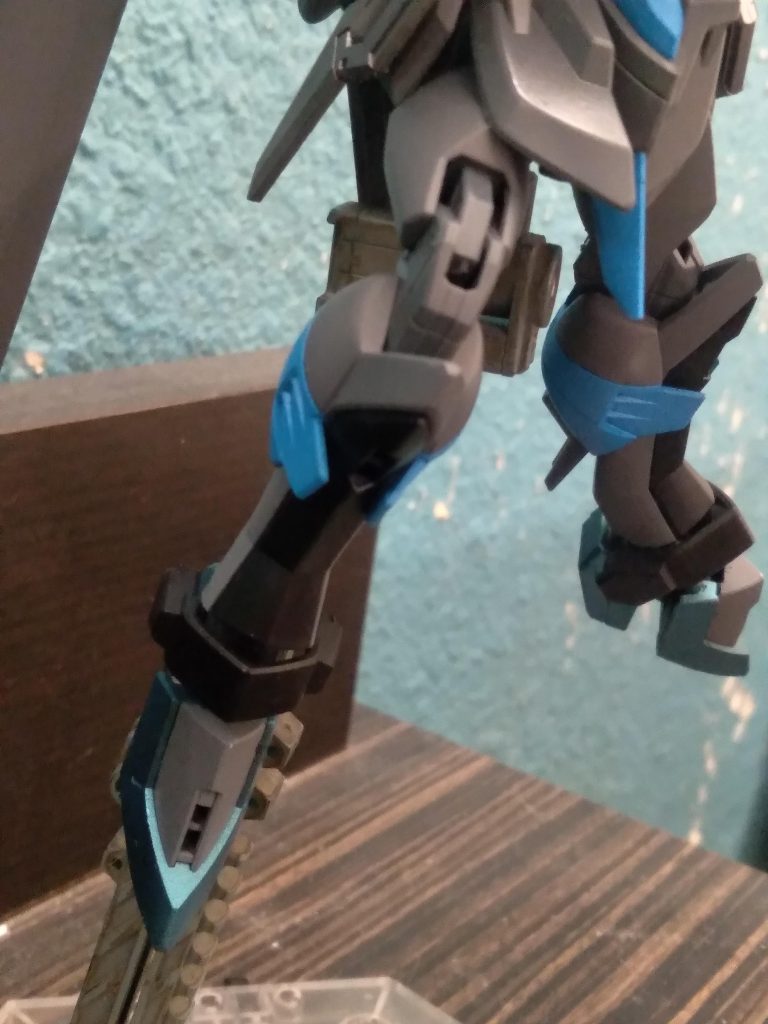 The legs are probably my favorite part of the kit. I like the way they turned out