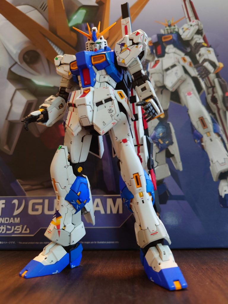 おなじみのポージング何度、ららぽーとに行っても見入ってしまいます。