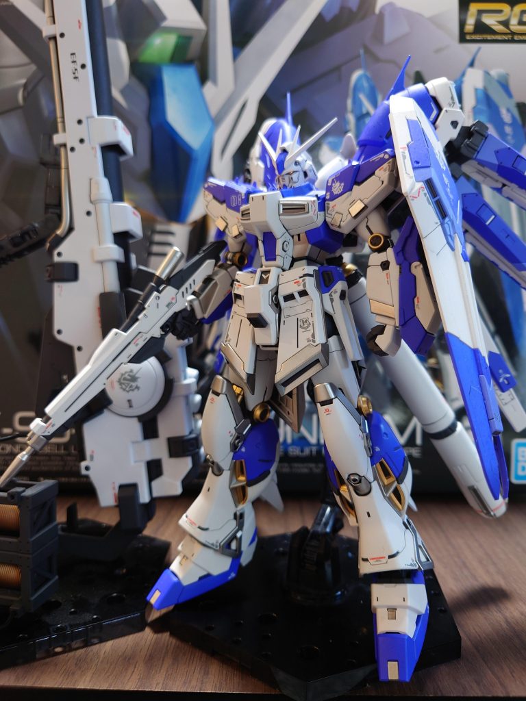 箱絵風ハイパーメガバズーカランチャーを添えて