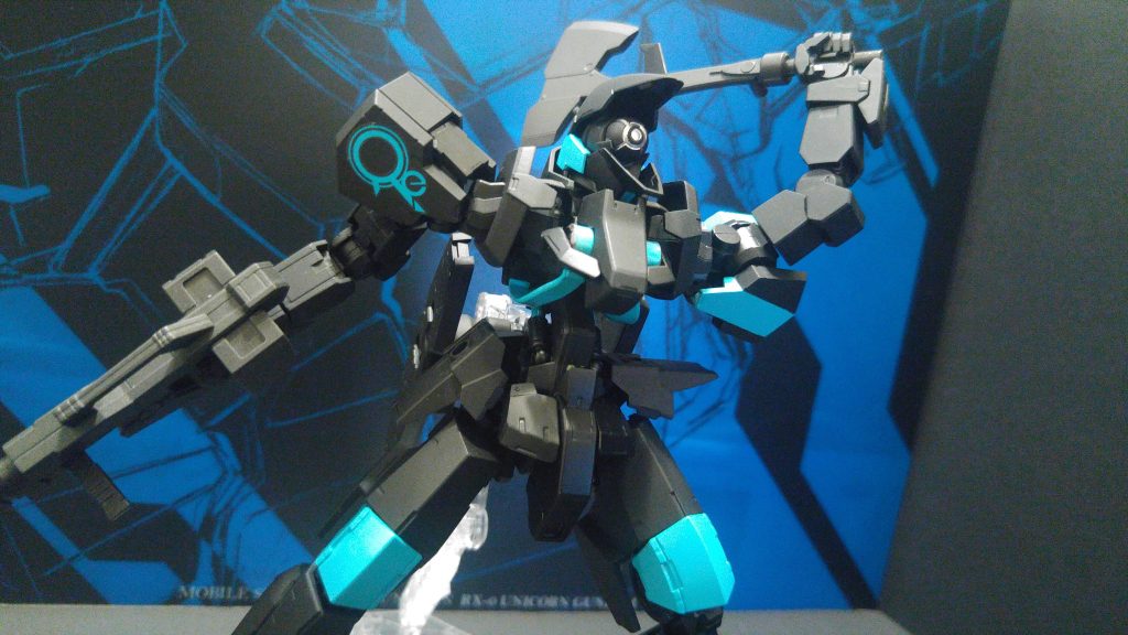 今回は指揮官型で地上用ブースター鉄血1話のオーリス機をイメージしてます！