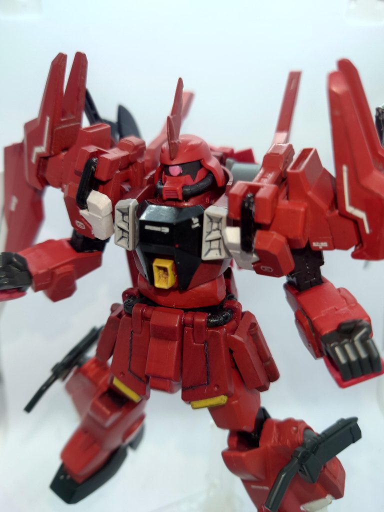 武装5:Hi-MEGAキャノン腹部に装備されたキャノン砲。「Hi-Menacing Effecter for all Gadget and Arms(あらゆる道具や武器に対して脅威となる効果を与える)」の略で、その名の通り、非常に高い威力と射程距離を持つが、連射はできず発射前後の隙が大きいのが弱点。