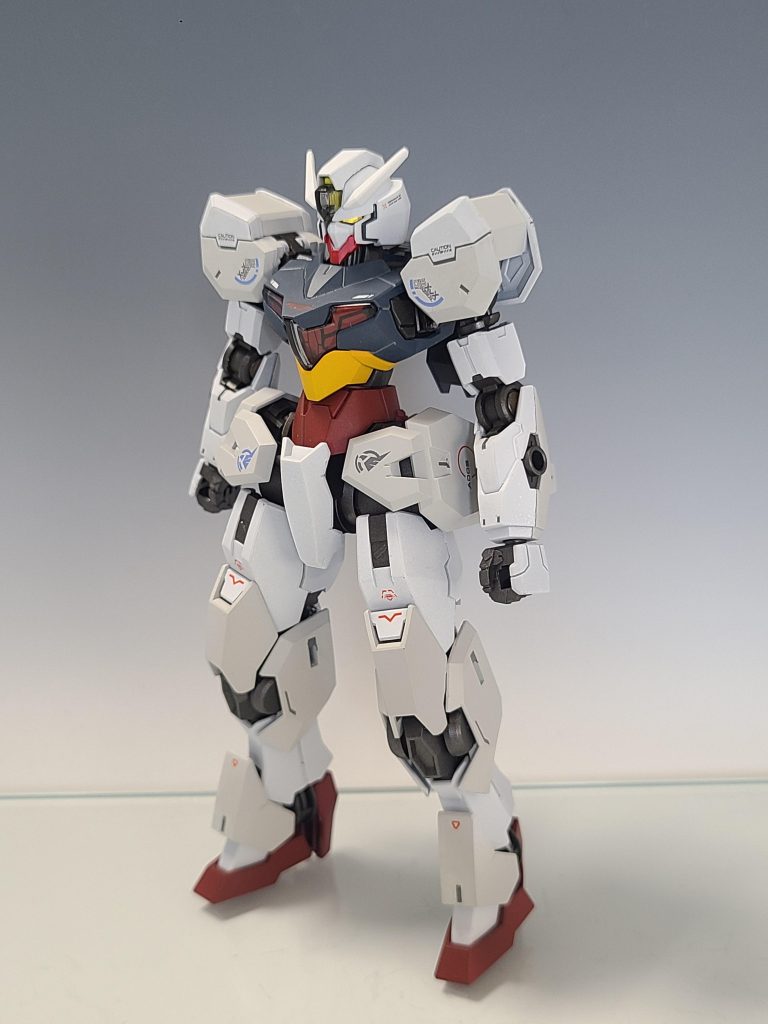 全身写真。シンプルで無駄がないフォルムをしてますね！