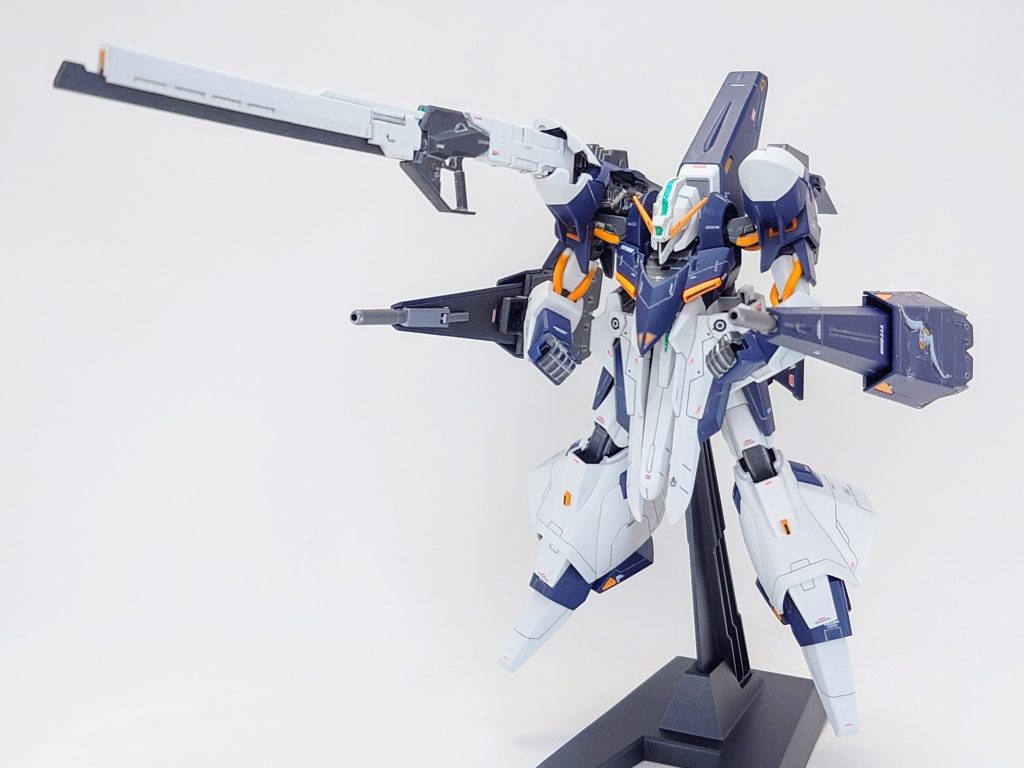 一応、肩にも接続してみました✋が、やっぱ場所取って置き場に困ります⤵️カッコいいですけどねぇ😅