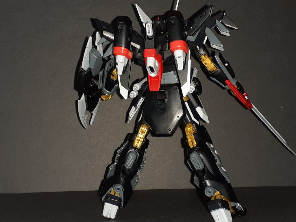 バックパックが一軸なのに二軸をかませる珍しい仕様