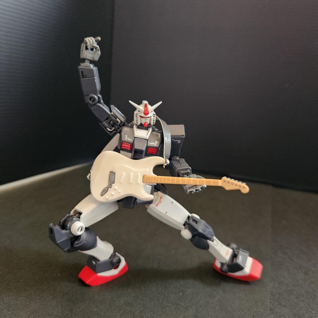 動き易そうなのでビョンドグローバルの過去作品を使用。あのポーズも再現。