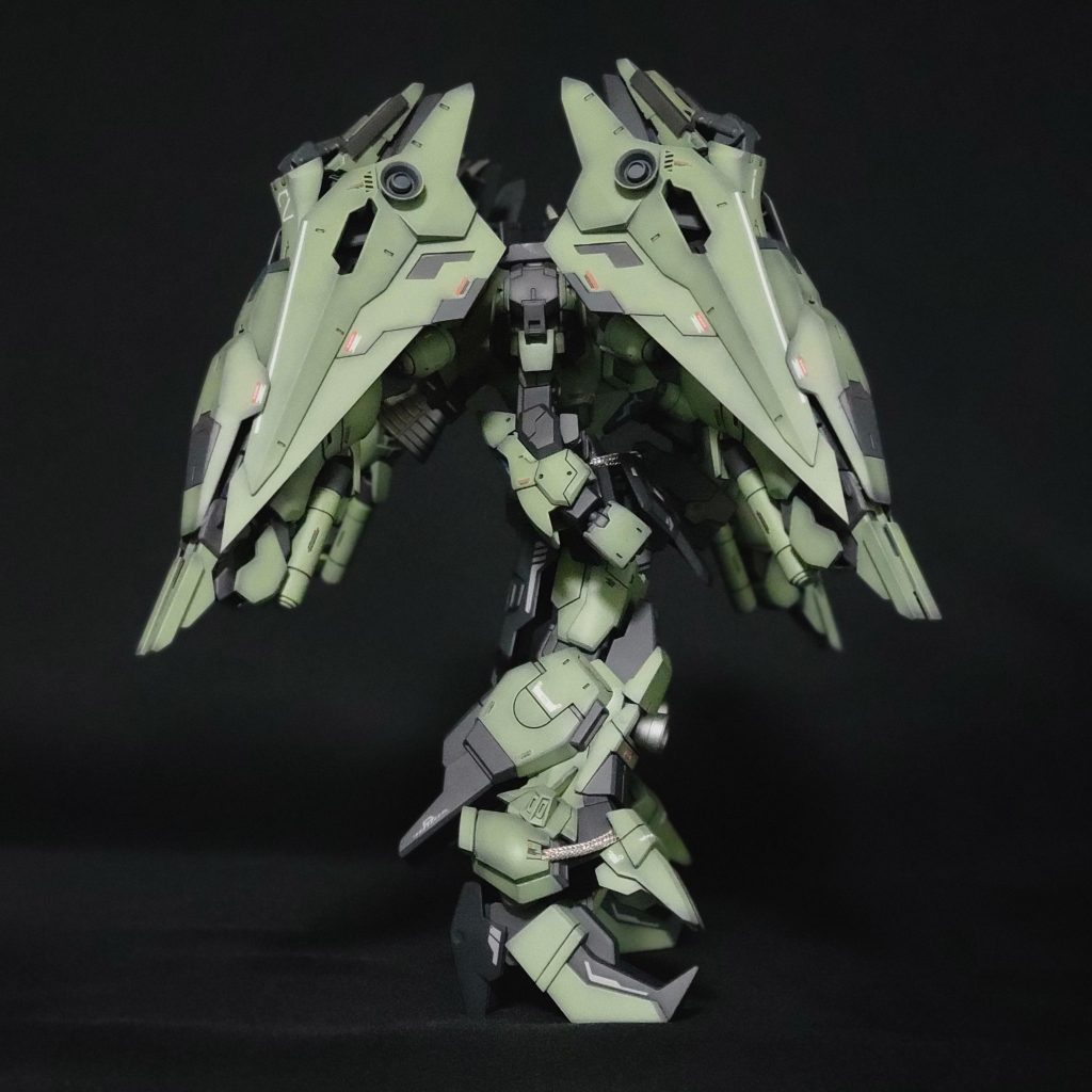 側面横から見ても良いボリュームになりました。